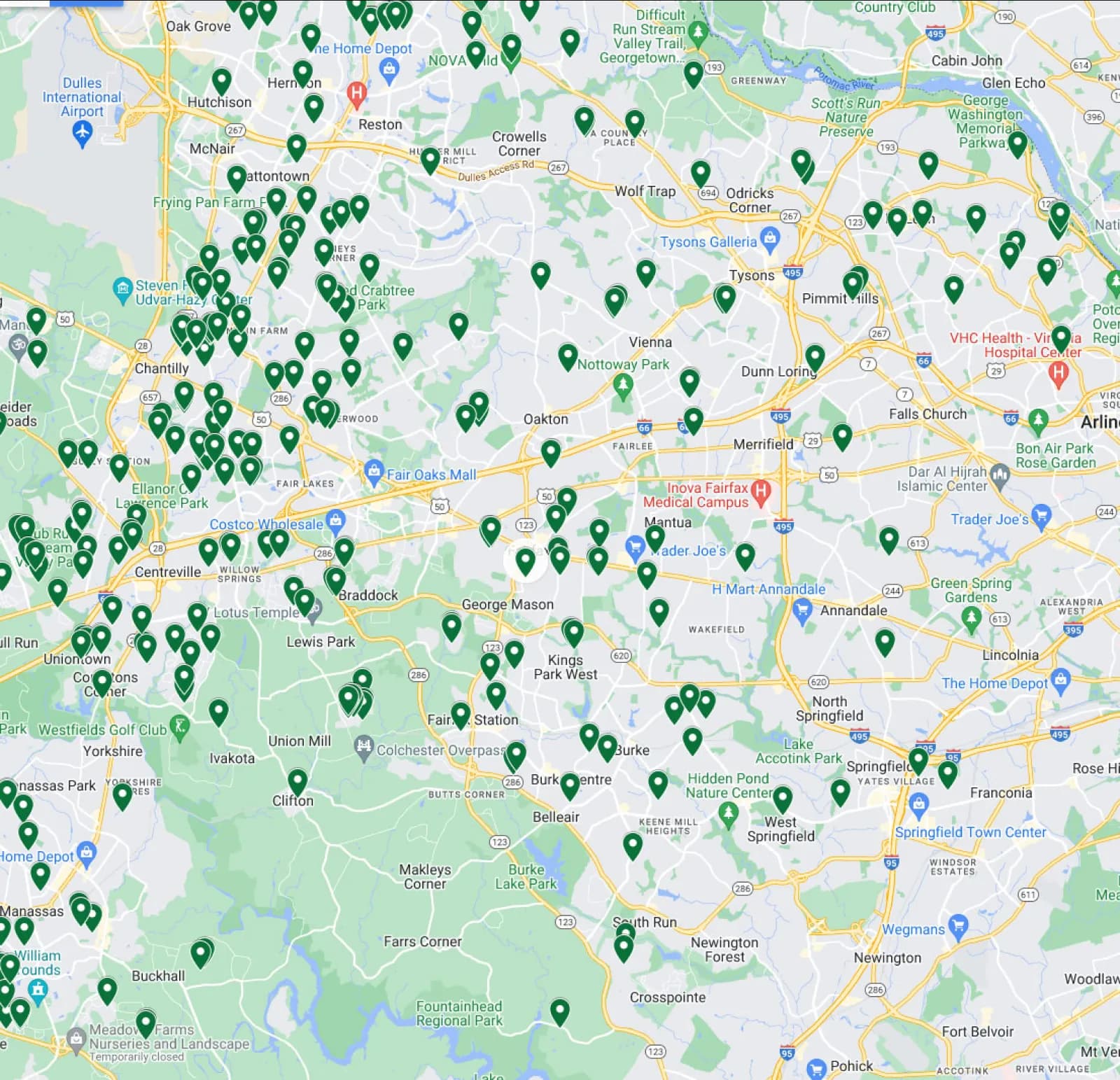 A lawn serviced by Simply Turf in Fairfax, VA
