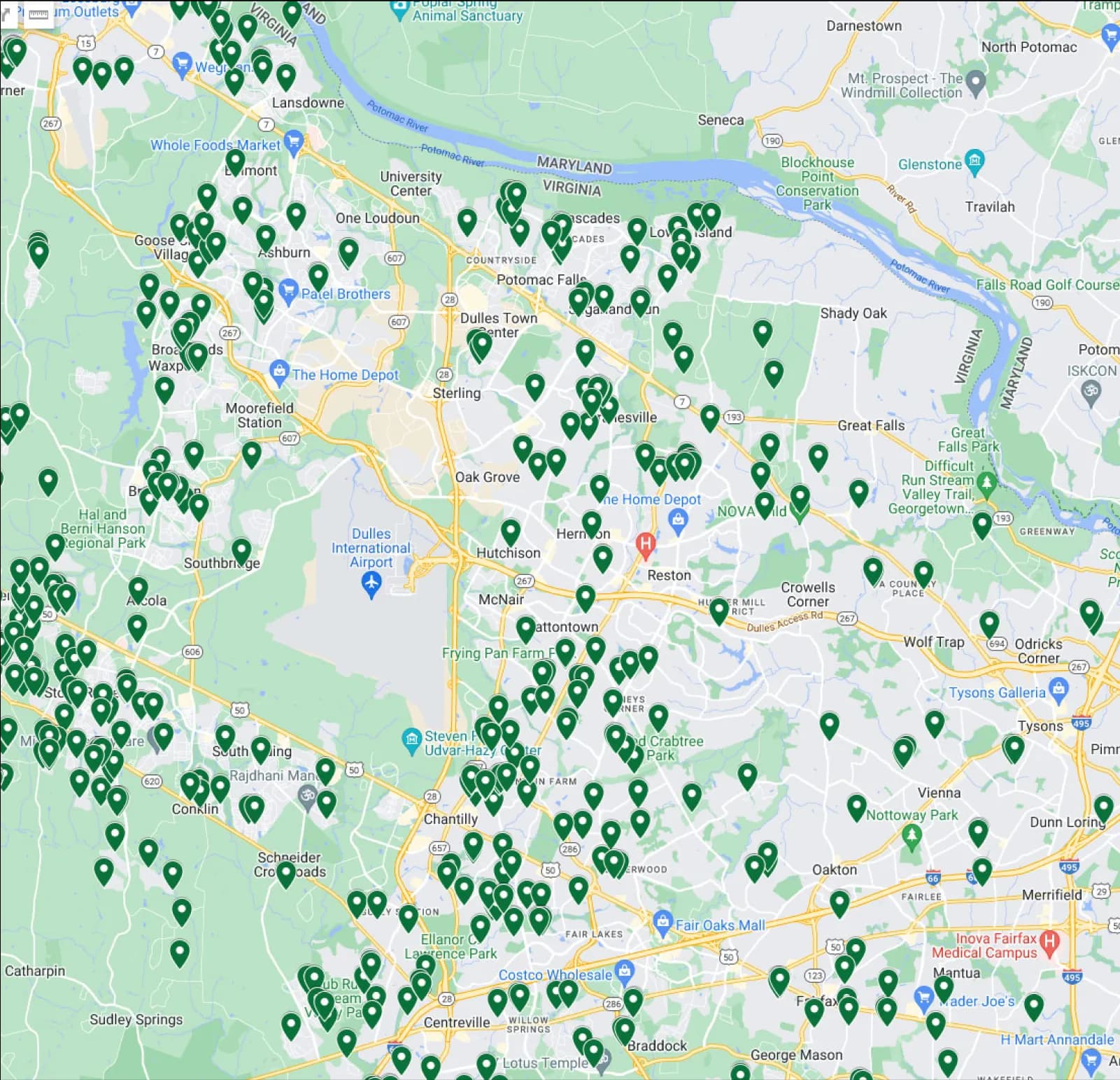 A lawn serviced by Simply Turf in Herndon, VA